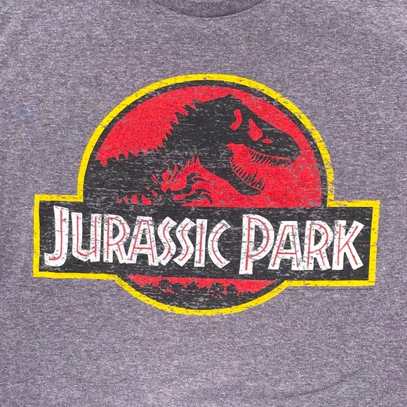 Old Navy Cropped Jurassic Park Tee -  L/G - Picture 3 of 5